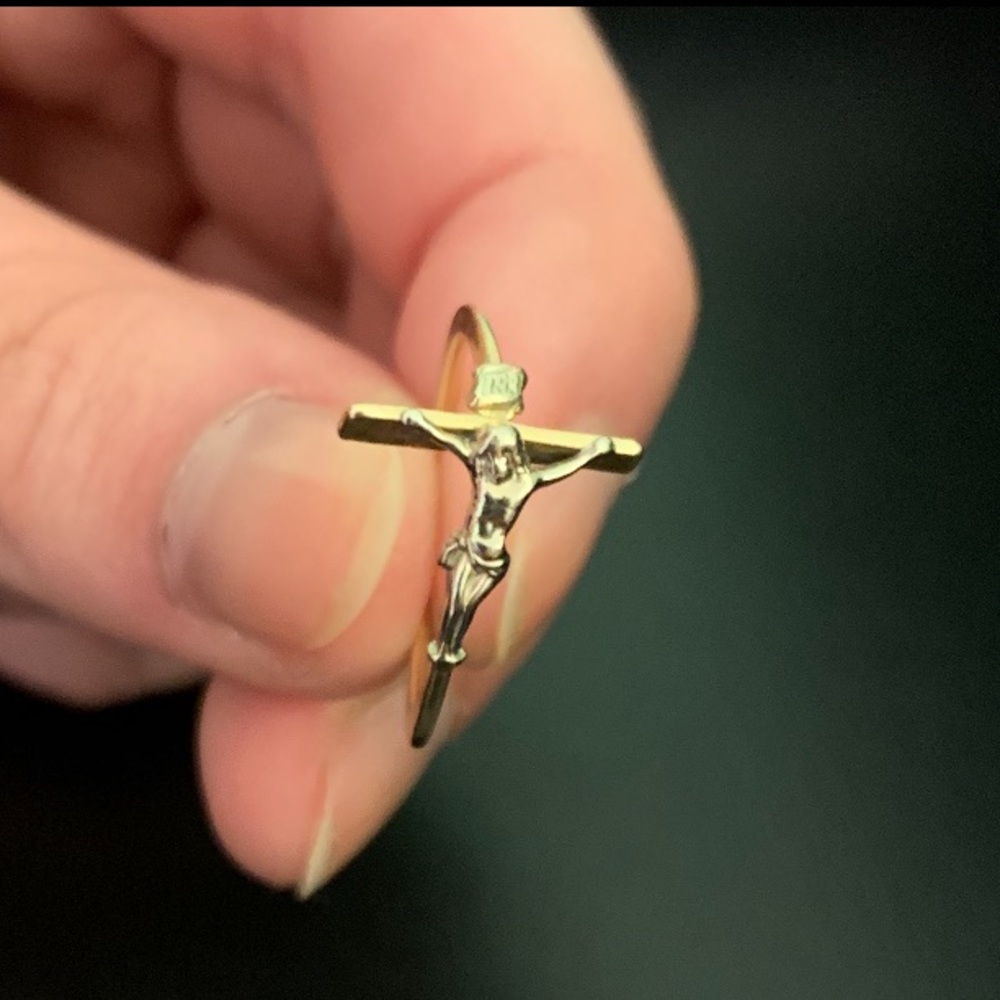 14k gold crucifix ring